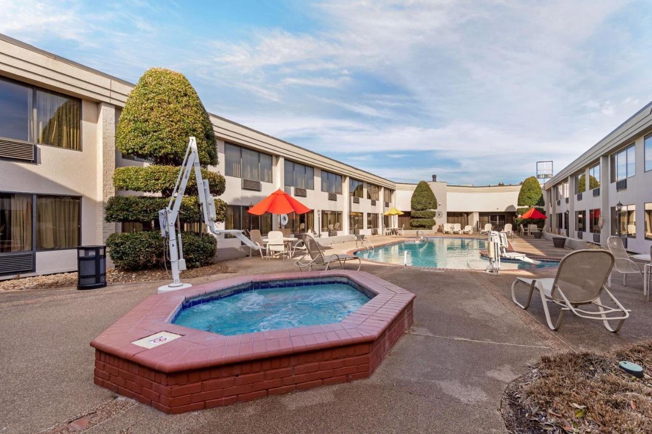 Best Western Plus Madison-Huntsville Hotel Eksteriør bilde