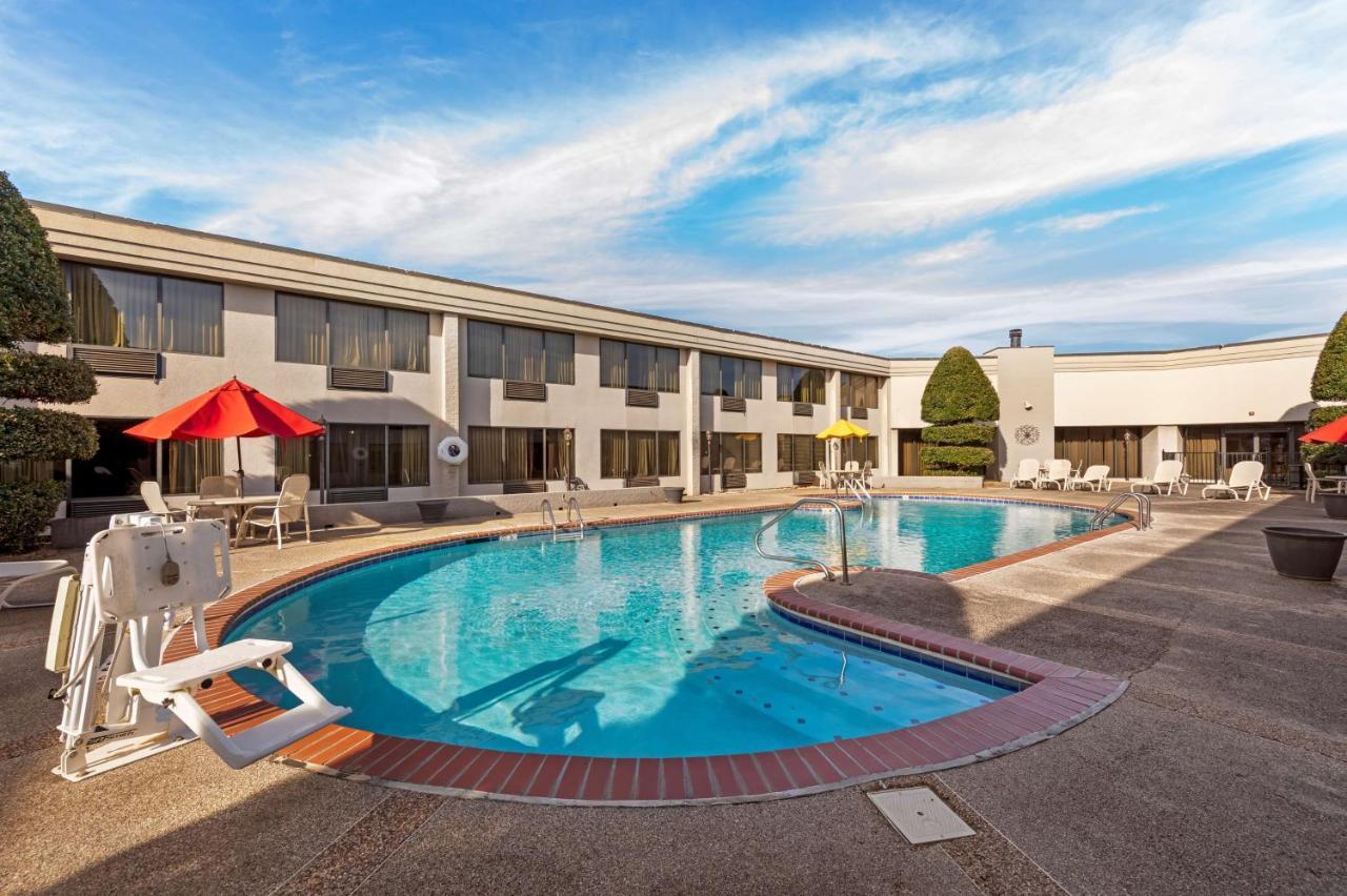 Best Western Plus Madison-Huntsville Hotel Eksteriør bilde
